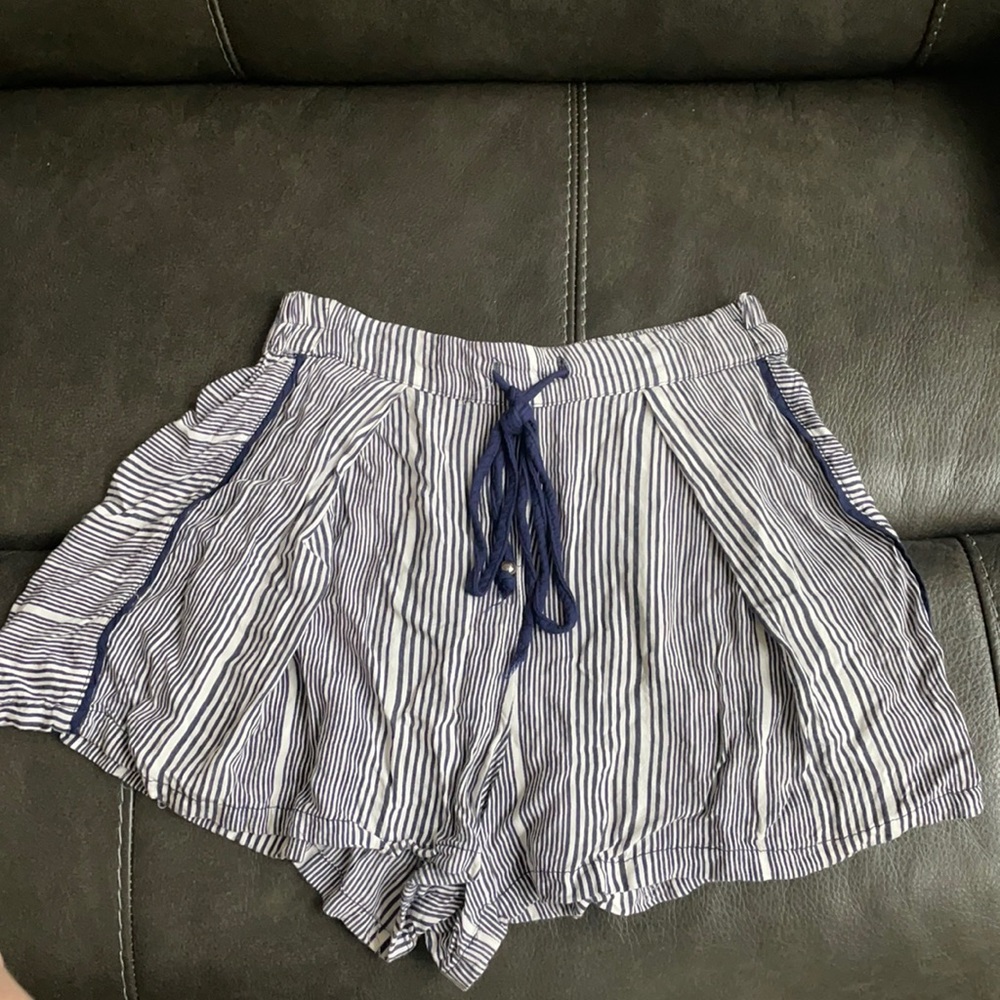 Angie dressy striped shorts with tie